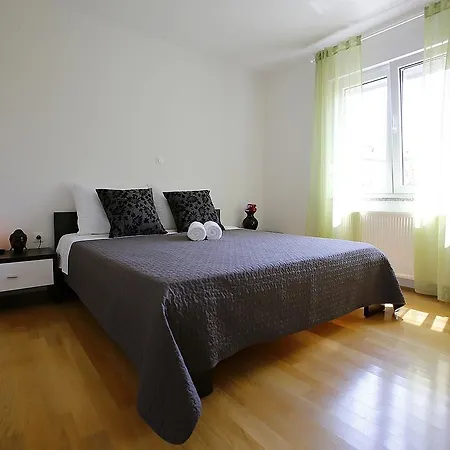 Apartments Villa San Antonio Apartment *