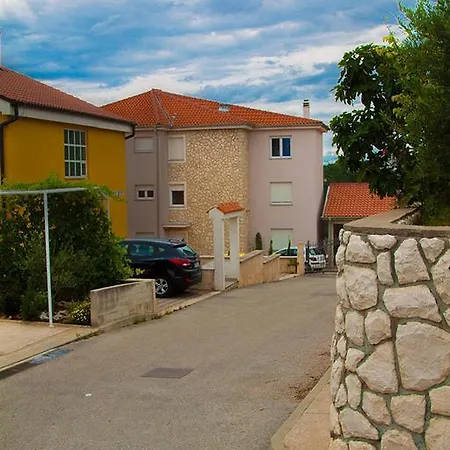 Apartments Villa San Antonio *