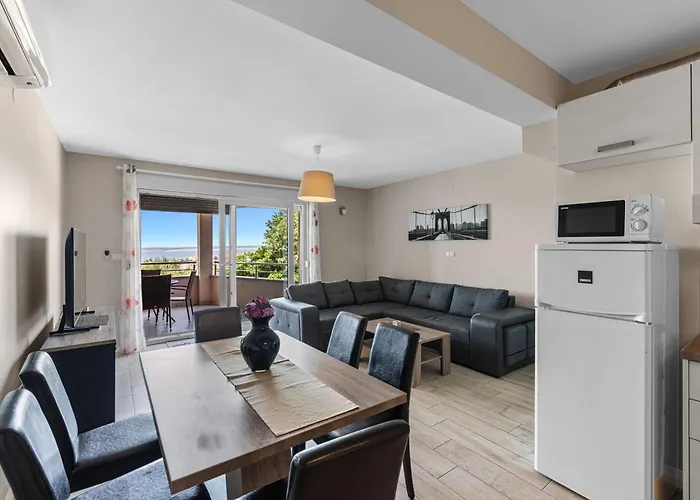 San Antonio By Aneo Travel * Crikvenica